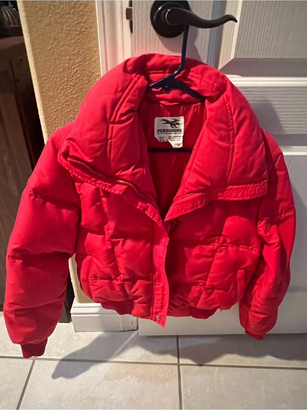 Peregrine Red Women's Puffer Jacket - Cropped Insulated Coat